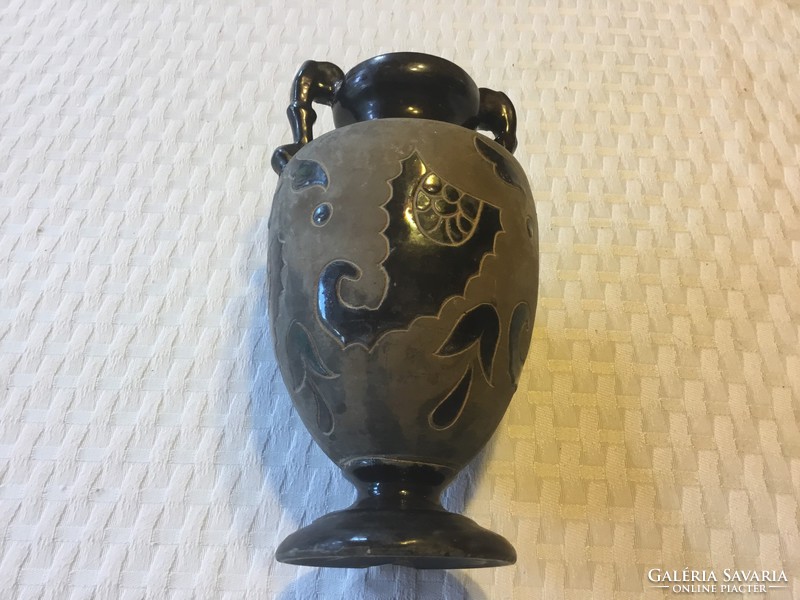 Antique vase, tusnad, 21 centimeters