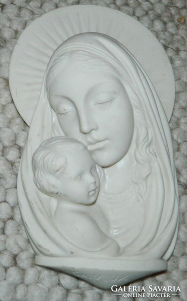Kosmolux 16: Madonna with Jesus - marble bristle wall