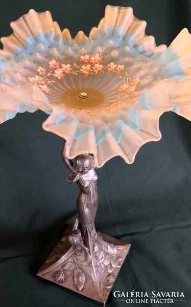 Dt/009 - beautiful! Art Nouveau, pewter serving/table centerpiece with a frilled-painted glass bowl