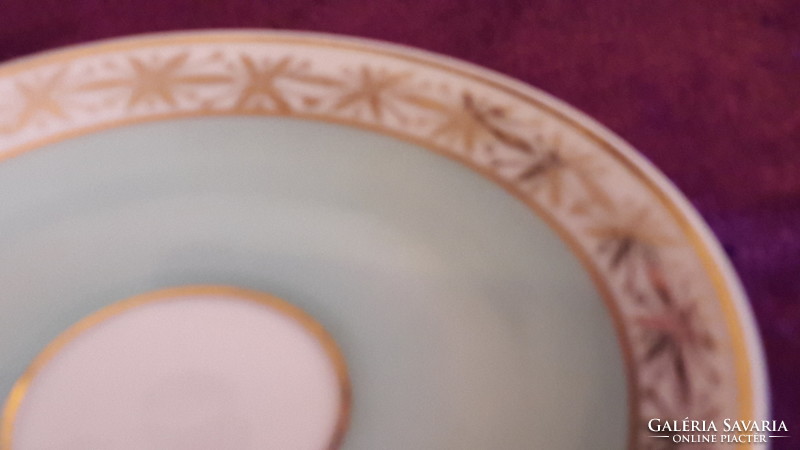 2 small porcelain plates, saucers for filling gaps