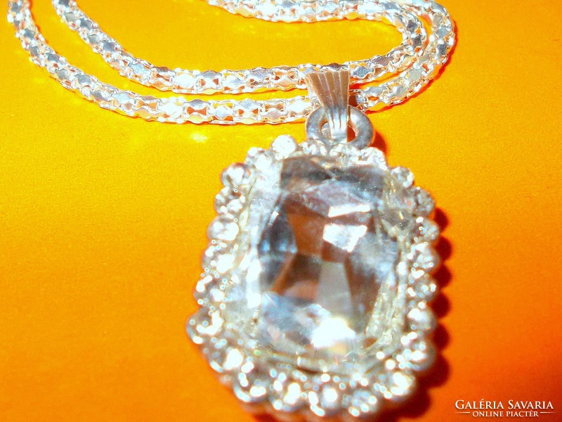 Openwork laced polished crystal white gold filled pendant necklace