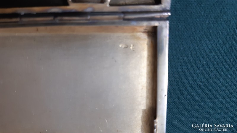 Women's silver cigarette case (1867-1922)