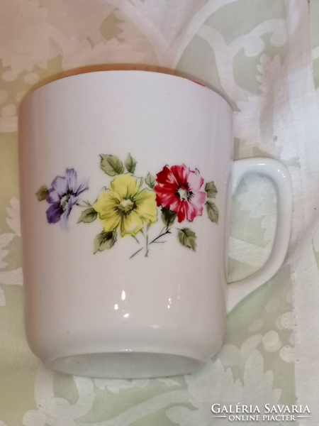 Zsolnay flower mug 22.
