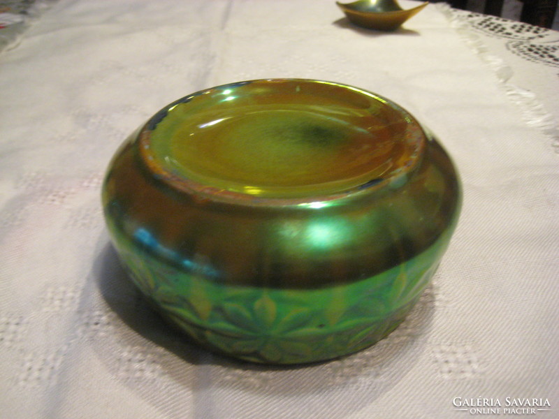 Zsolnay eosin bowl, 13 x 5.5 cm