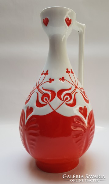 Zsolnay, gravure hand-painted water jug with a Hungarian floral design.