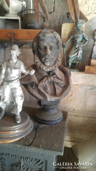 Ritka Eredeti Kossuth mellszobor 1850-1880 Öntödei öntő minta szobor Antik darab