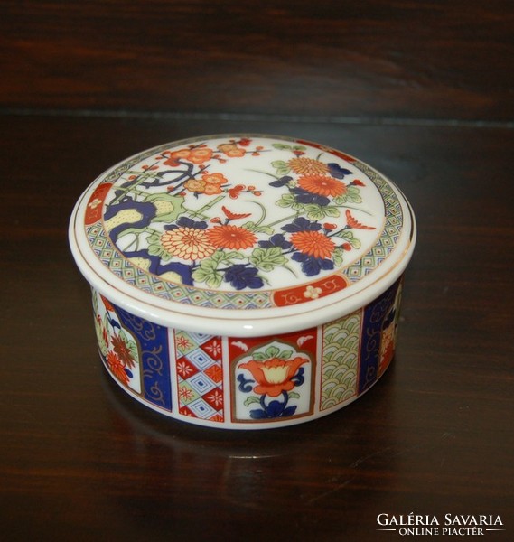 Szépséges Arita  Imari porcelán bonbonier