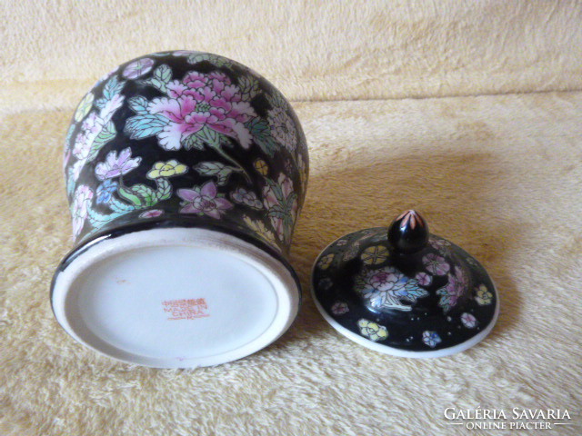 Oriental porcelain urn vase.