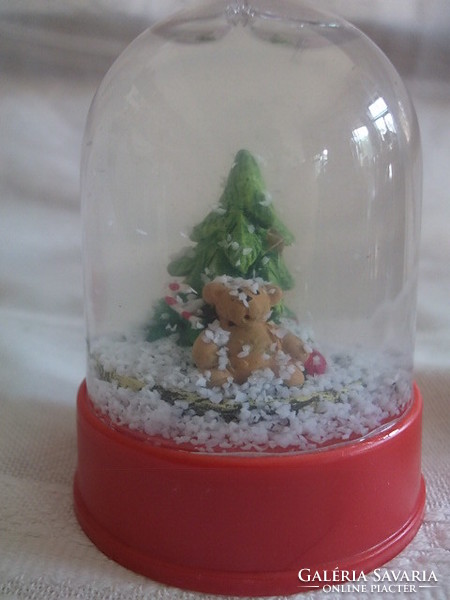Havazó gömb fenyővel, mackóval-karácsonyi dísz