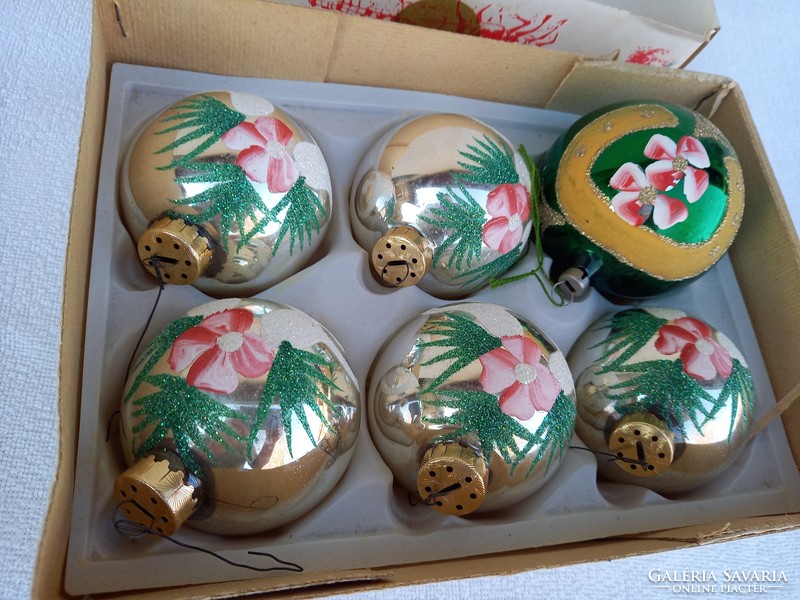 Retro, old, Czechoslovak, glass Christmas tree decorations in their original box 2.