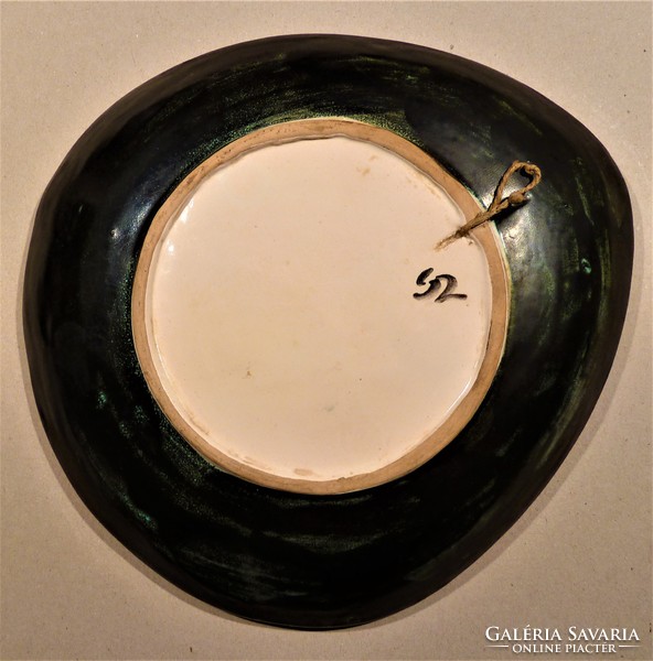 Decorative plate 12, also as a gift
