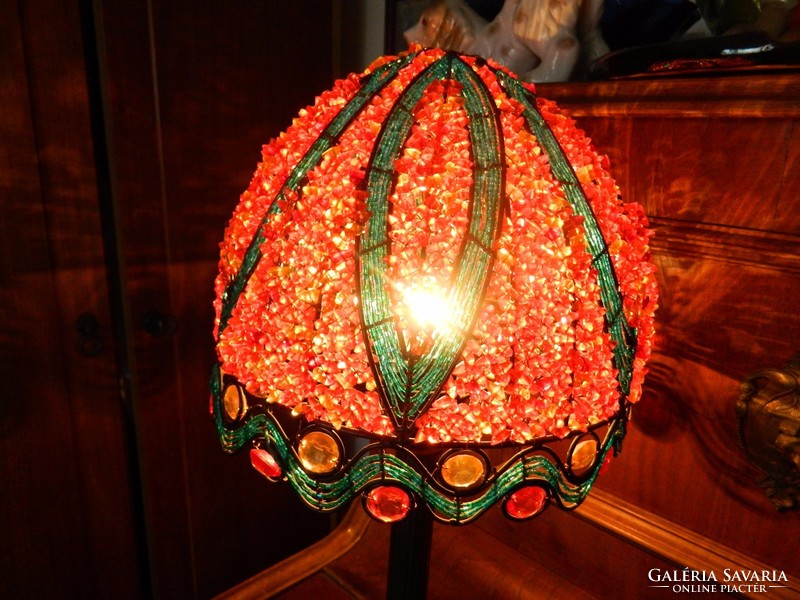 Special table lamp inlaid with crystals