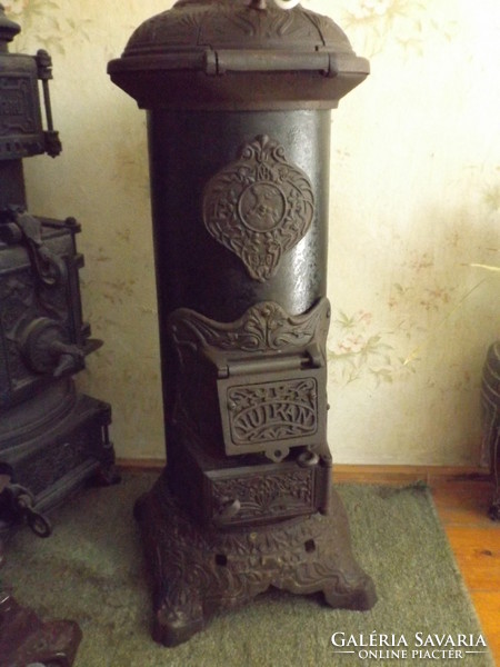 Original volcano stove rarity collection about 100cm iron stove