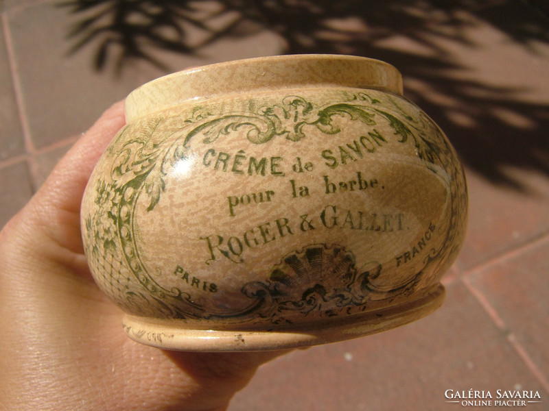 Roger & Gallet fajansz púderes tartó - GYŰJTŐK FIGYELMÉBE