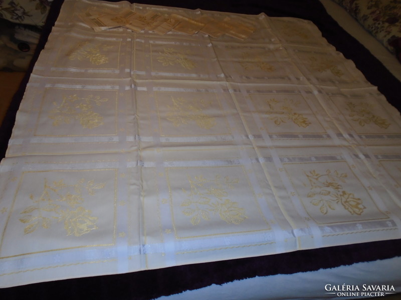 Beautiful old, festive silk damask tablecloth with 6 napkins