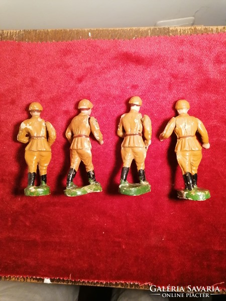 Toy soldiers, mass, Hungarian