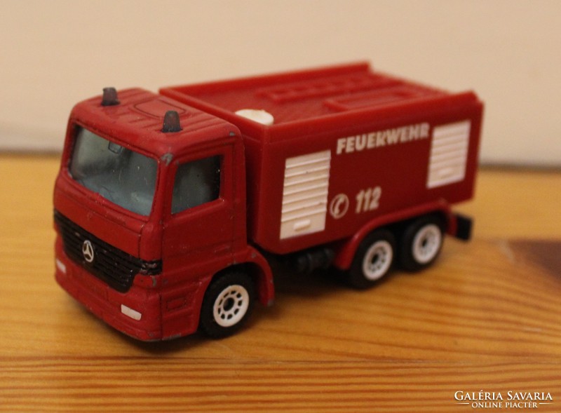 Matchbox 19. German Mercedes fire truck
