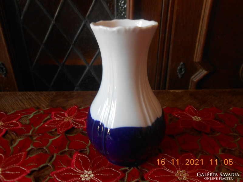 Zsolnay Pompadour alapmázas váza
