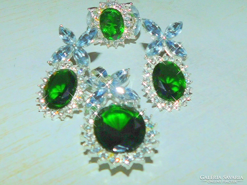 Art Nouveau emerald green crystal stone white gold filled earrings pendant ring set