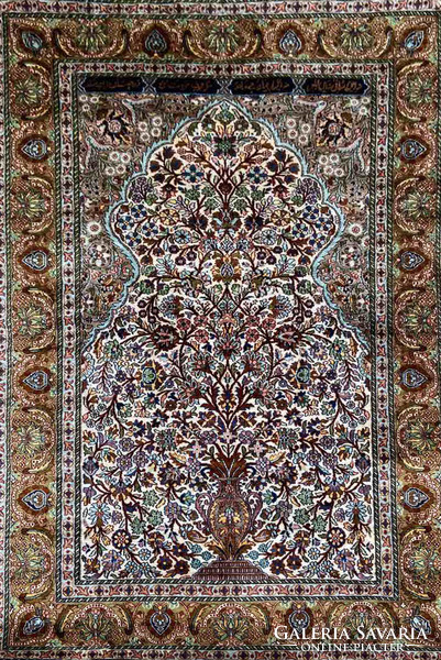 Isfahan silk wool Iranian handmade rug