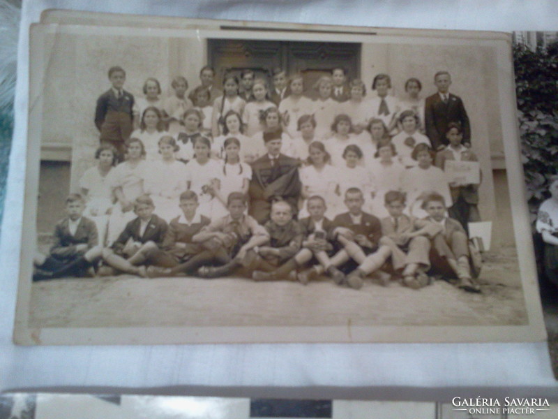 Old photo group photo - folk school