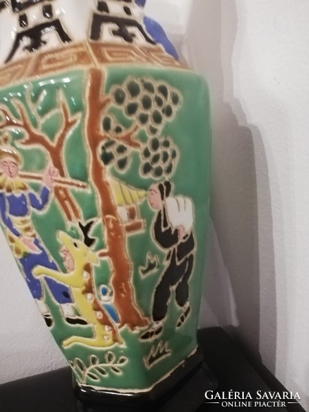 Jelenetes kínai  váza 32 cm