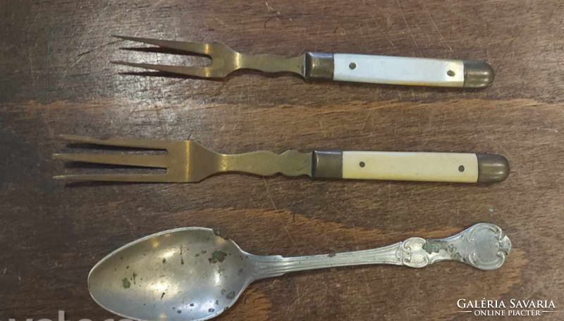 Antique dessert forks + teaspoon