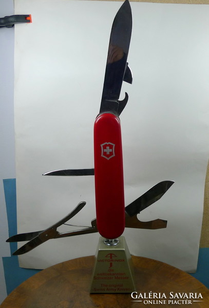 Victorinox working presentation advertising, perhaps retro