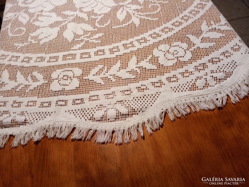Oval lace tablecloth