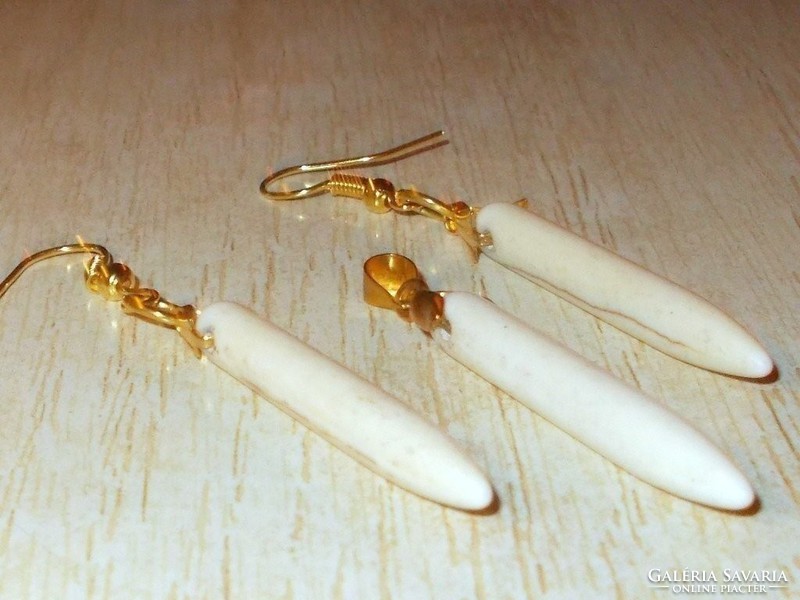 White coral mineral spike gold gold filled jewelry set