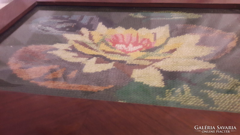 Old lotus tapestry image