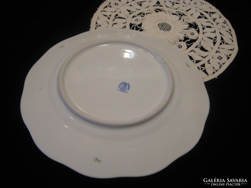 Herendi, butterfly, floral flat plate 1941. Manufactured 20.6 cm
