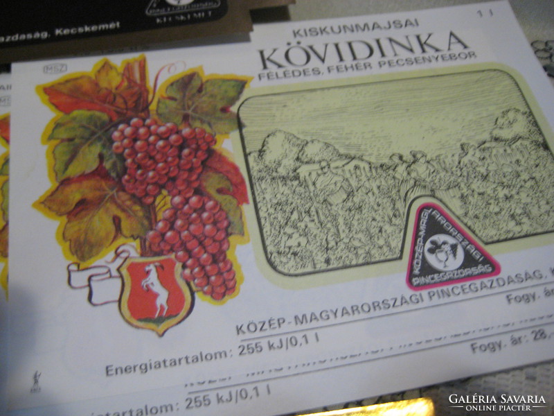 Magyar boros cimkék  az 1970 es évekből  10 x 2  db