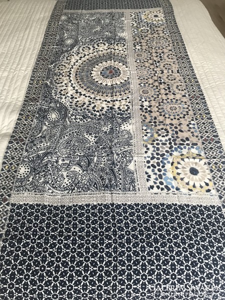 Mosaic patterned scarf, cotton and silk blend 180 x 66 cm