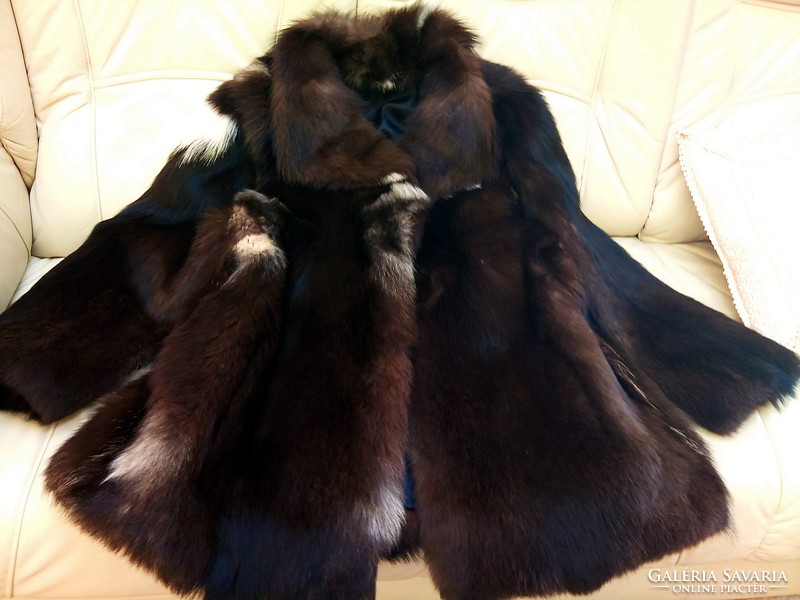 Original raccoon fur with flawless silk lining size 38/40 new