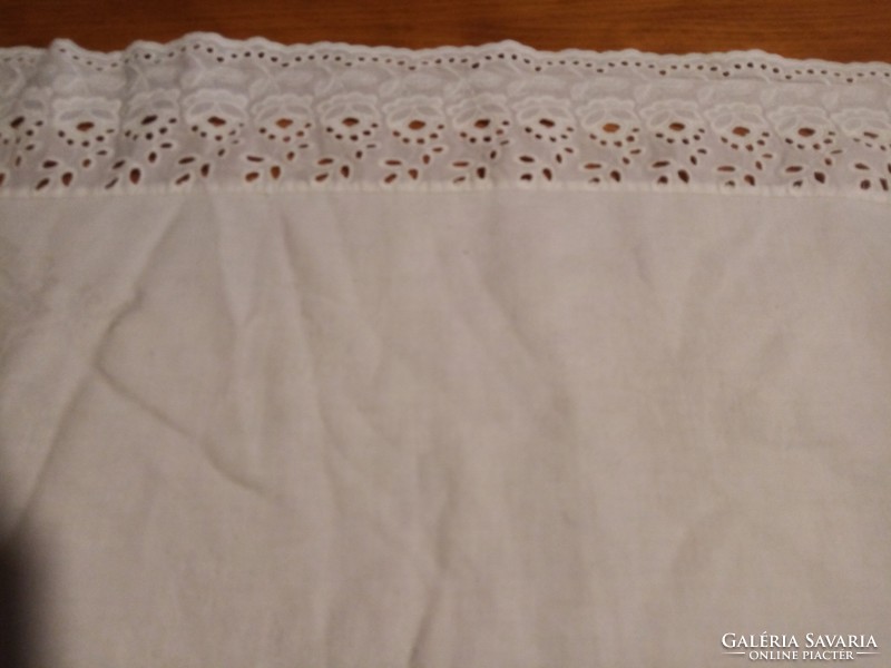 Maderia lacy damask table tablecloth