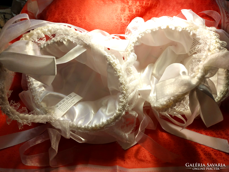 Wonderful lacy flower petal sprinkling basket for wedding, first communion, 2 pcs.