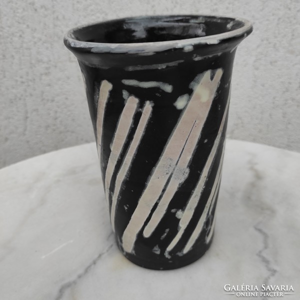 Gorka lívia beautiful special original vase, unique, hand-painted, sign ceramic! Video too!