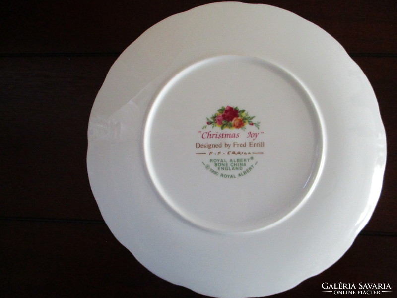 English royal albet Christmas decorative plates