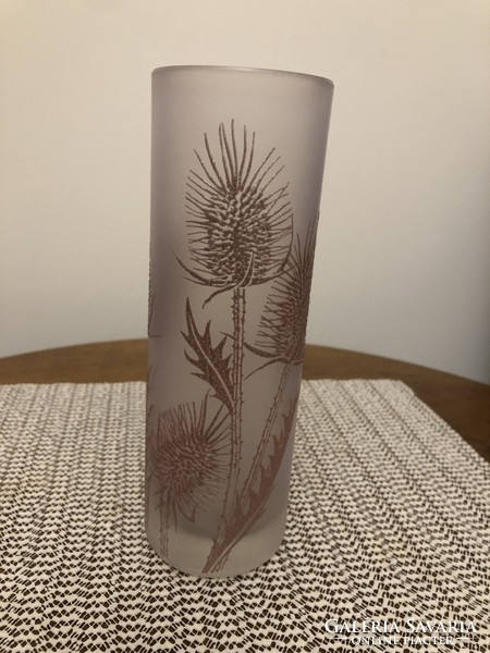 Patterned glass vase 18 cm
