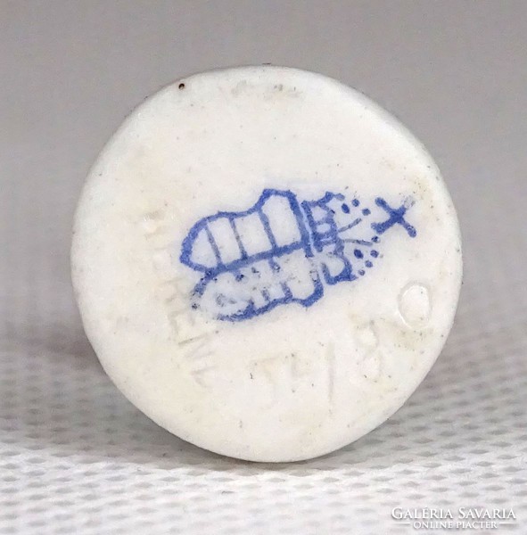 1G982 Antik óherendi mini porcelán menyecske figura 4 cm