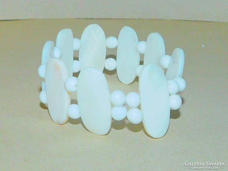 Snow white pearl craft bracelet