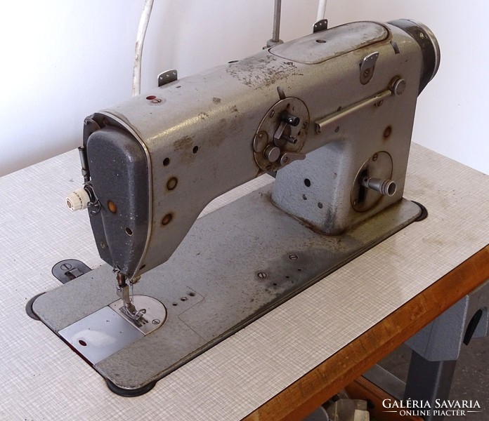 1F683 German textima altin pedal industrial sewing machine 1977
