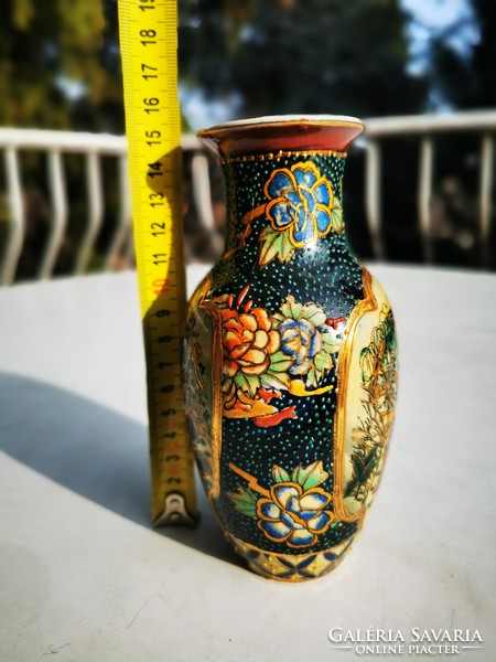 Scenic Chinese vase