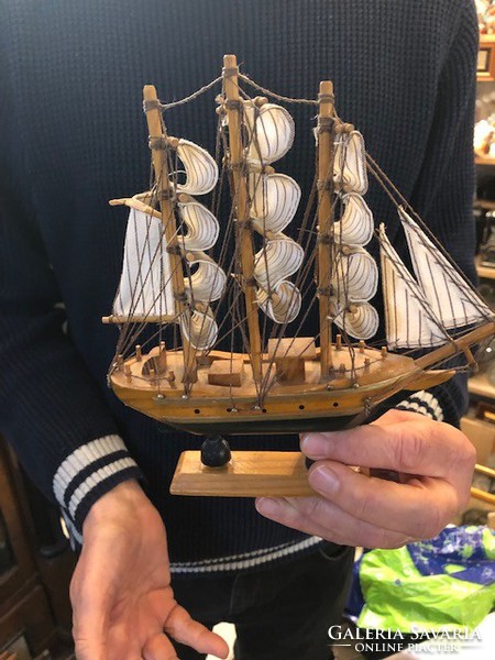 Ship model made of wood, in good condition, 16 cm in size.