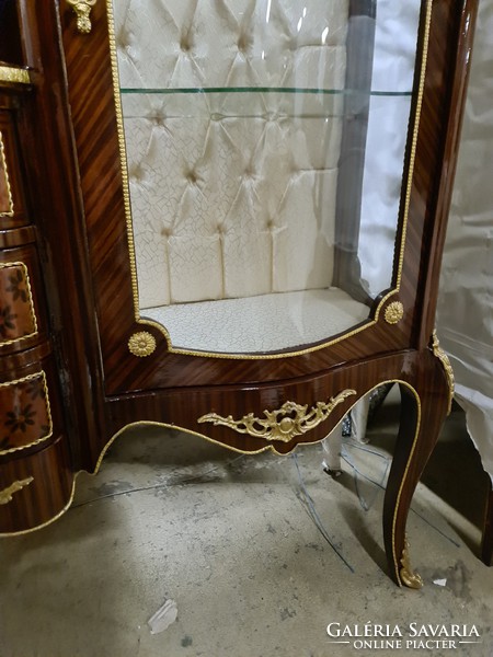 Inlaid French bar with display case