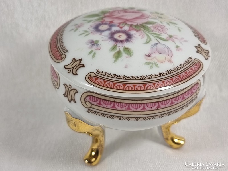 T limoges gilded 3-legged vignette bonbonier with floral lid