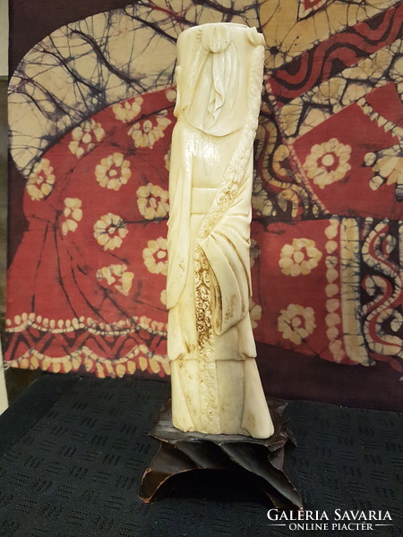 Antique Chinese bone carving
