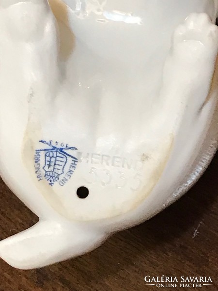 Herend porcelain rabbit figurine with stamp, 1943. Not damaged.
