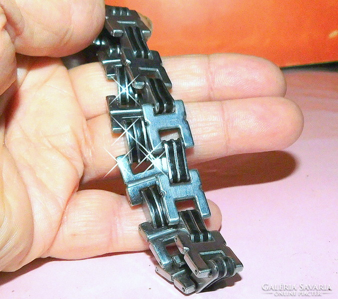 Prestigious men's stainless steel bracelet with rope pattern